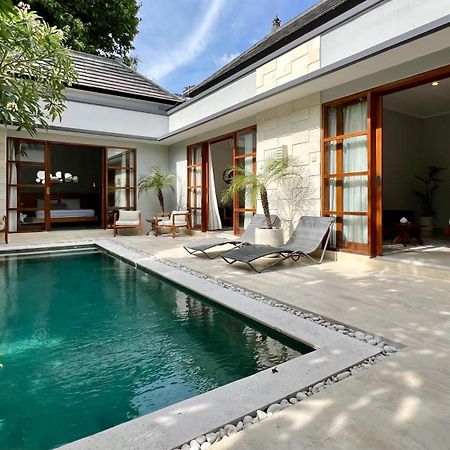 Villa Voyage 5 Seminyak  Exterior photo